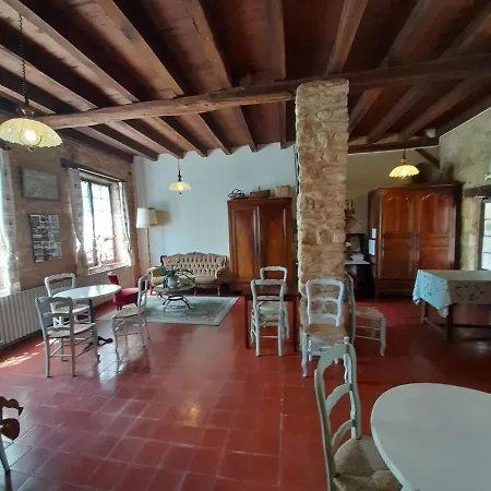 Hotel De Castel-merle Sergeac