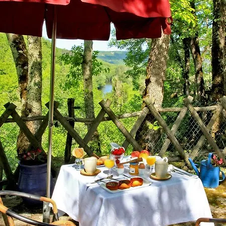 Hotel De Castel-merle